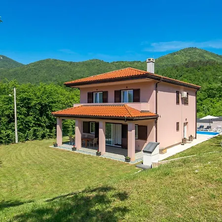 4 Bedroom Beautiful In * Veprinac